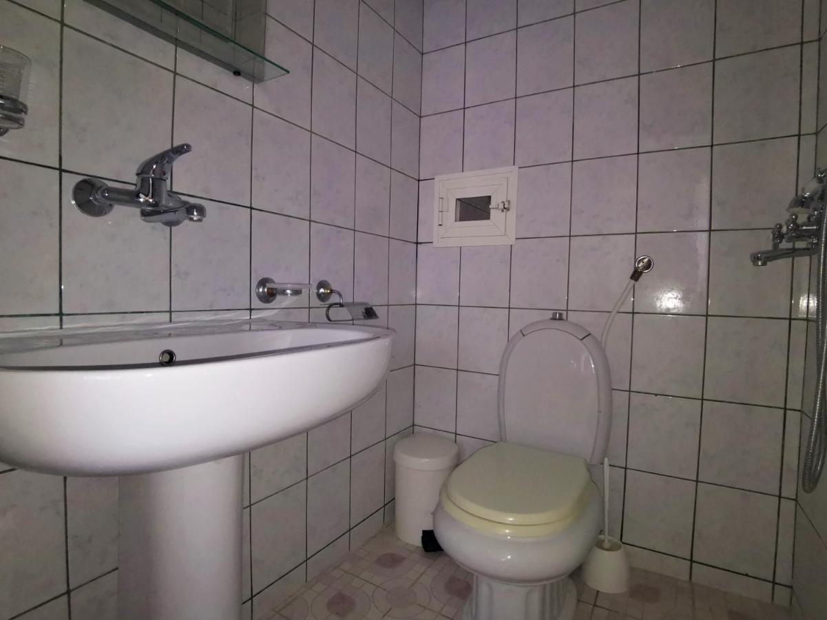 Lazur Seaview Apartment Поморие Экстерьер фото